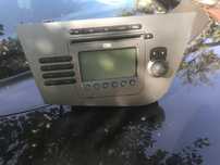 Casetofon original de Seat Leon