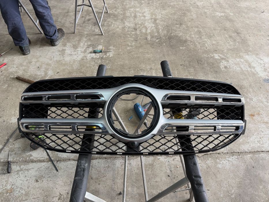 Предна броня и решетка GLS X167 AMG LINE