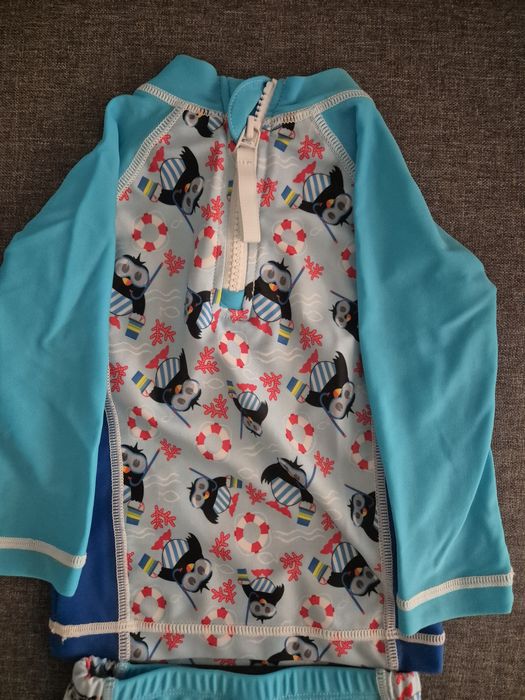 Costum UV  marime 80