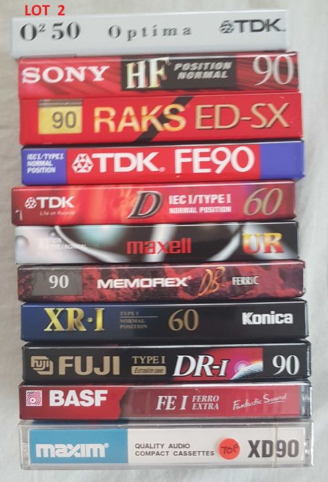 Промоция на колекция от аудиокасети TDK, Sony, Maxell, Fuji и др.