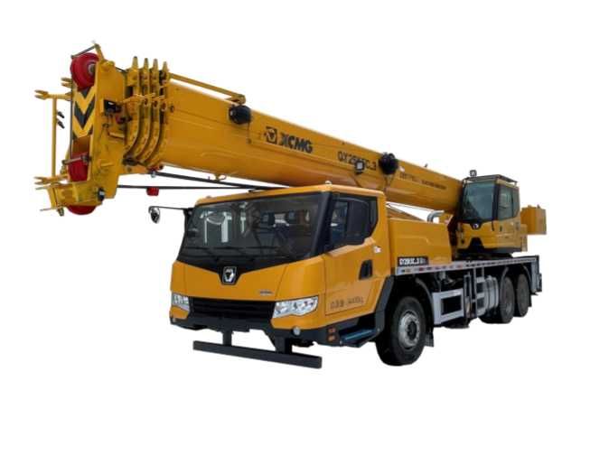 Avtokran XCMG 25 tonna