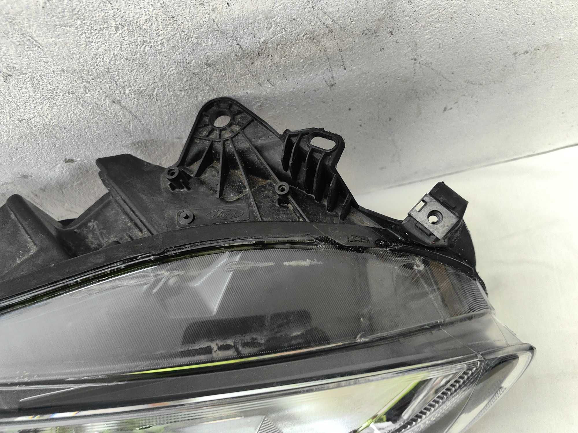 Оригинален фар Форд  Ford S-Max Led