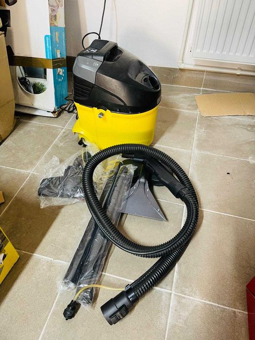 Aspirator cu spălare Kärcher SE 5.100 - va rog cititi descrierea