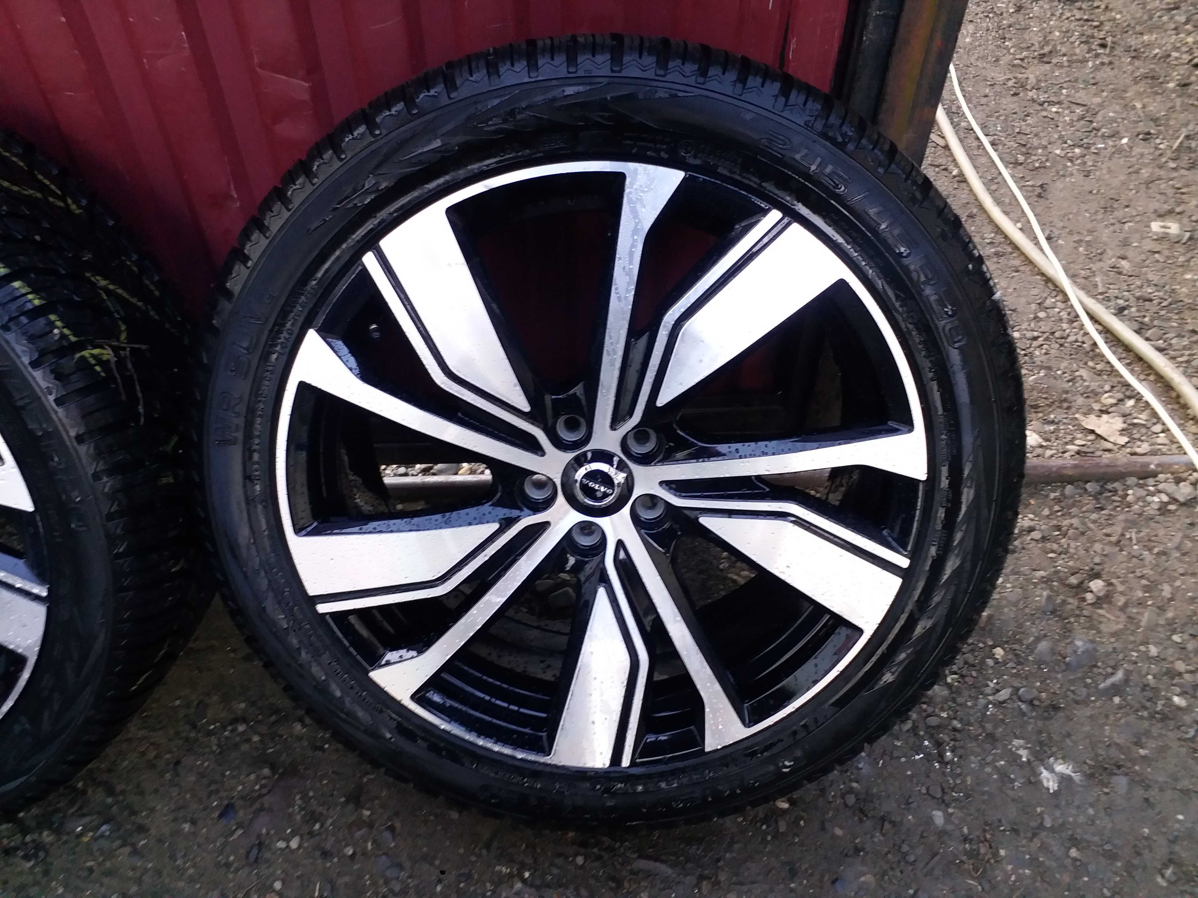 Jante noi R20 VOLVO 5-Double Spoke Matt Black Diamond Cut