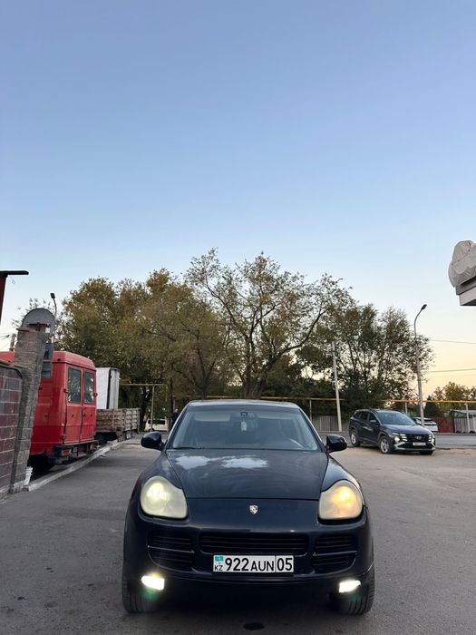Продам порш каен 2004