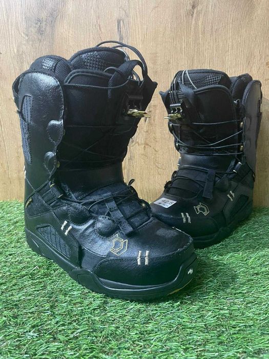 Boots NORTHWAVE marime EU 42,5