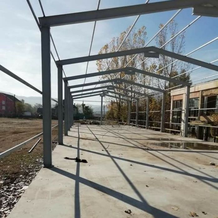 Vand hale si structuri metalice