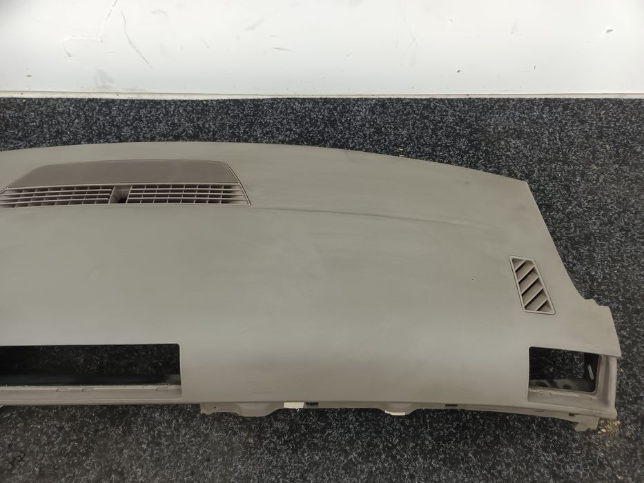 Dezmembrez Plansa bord de pe Audi A4 B6 2001-2005