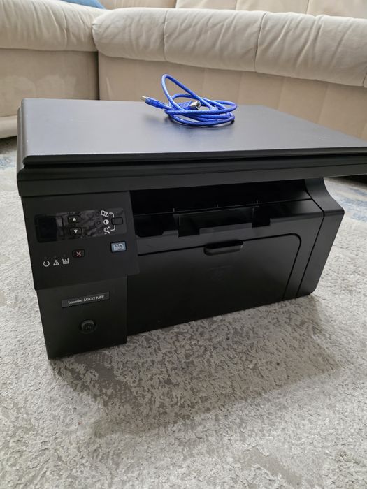 Мфу HP лазерное в отличном состоянии