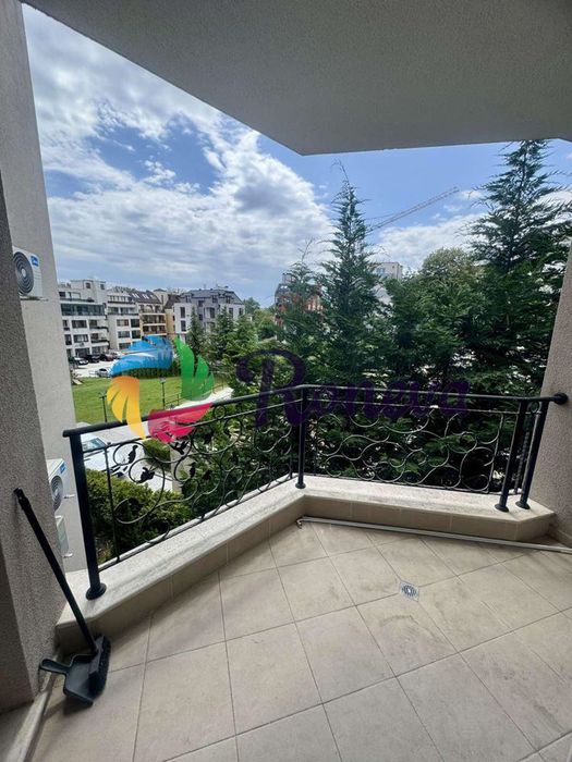 Двустаен обзаведен Бриз!!!