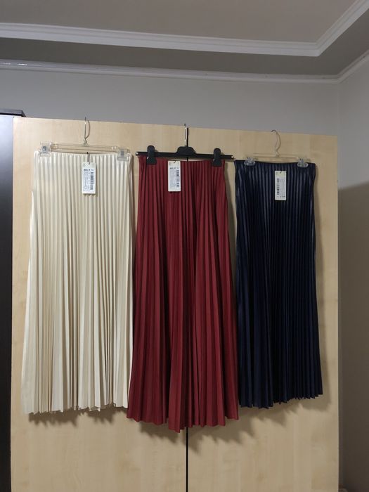 Fuste noi marimea S-M