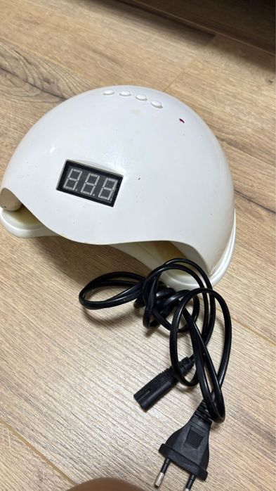 Лампа для маникюра