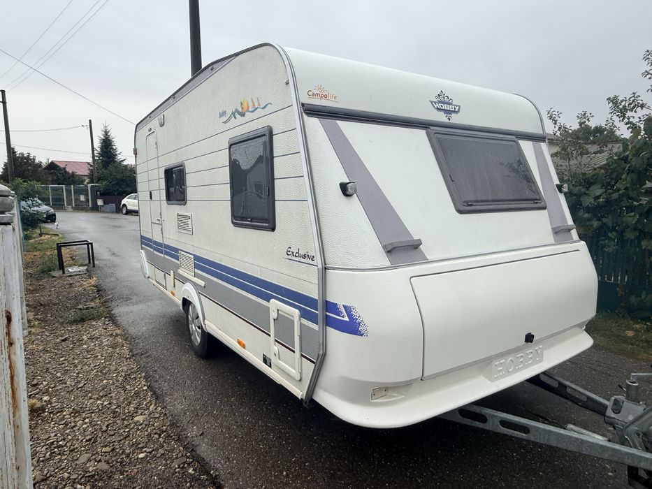 Rulota Hobby Exclusive 440,an 1998,4 pers,fransbed,cadita dus,dus