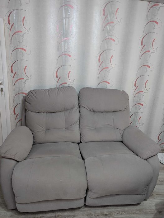 Диван и фотьойли