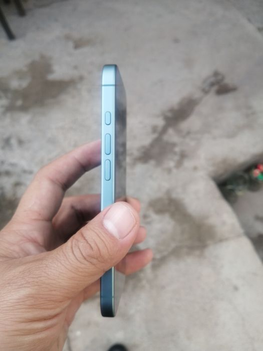 iPhone 16 teal 128