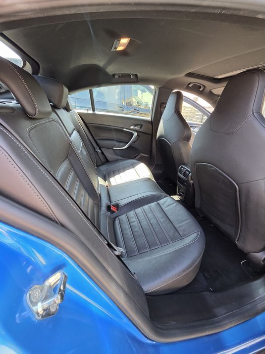 Opel Insignia 2.8 v6 OPC 2014 325 HP 4 × 4