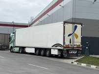 Ansamblu cap tractor Volvo euro semiremorca Krone an fabricatie 2015 !