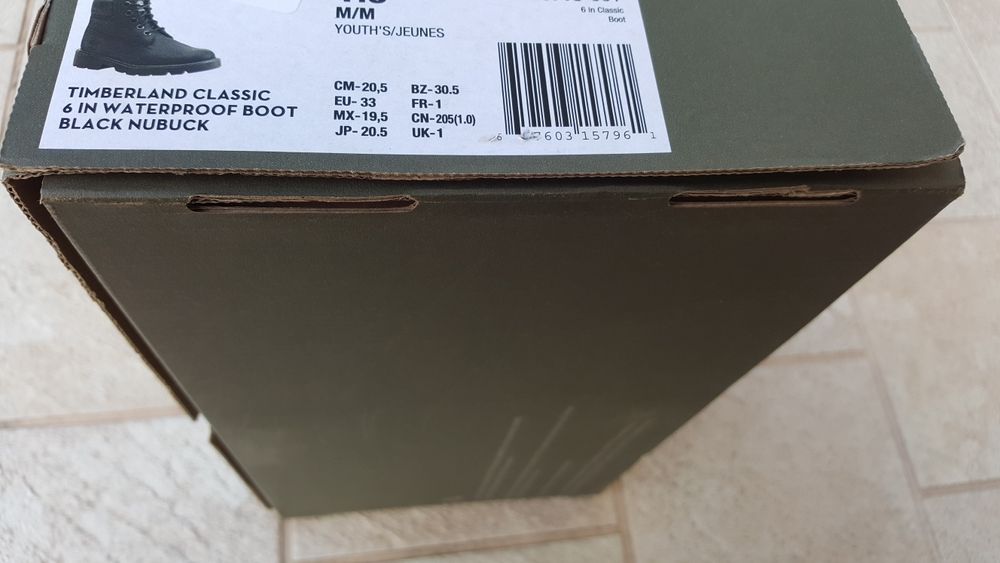 Bocanci Timberland Classic 6 In Waterproof Boot Nubuck
Cod: 10710