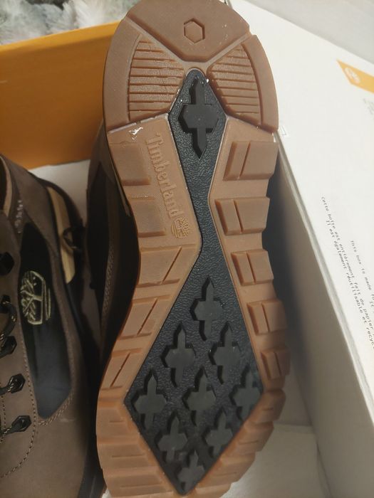 Vând timberland bocanci noi în cutie nr 44
