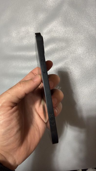 iPhone 13 128GB Black