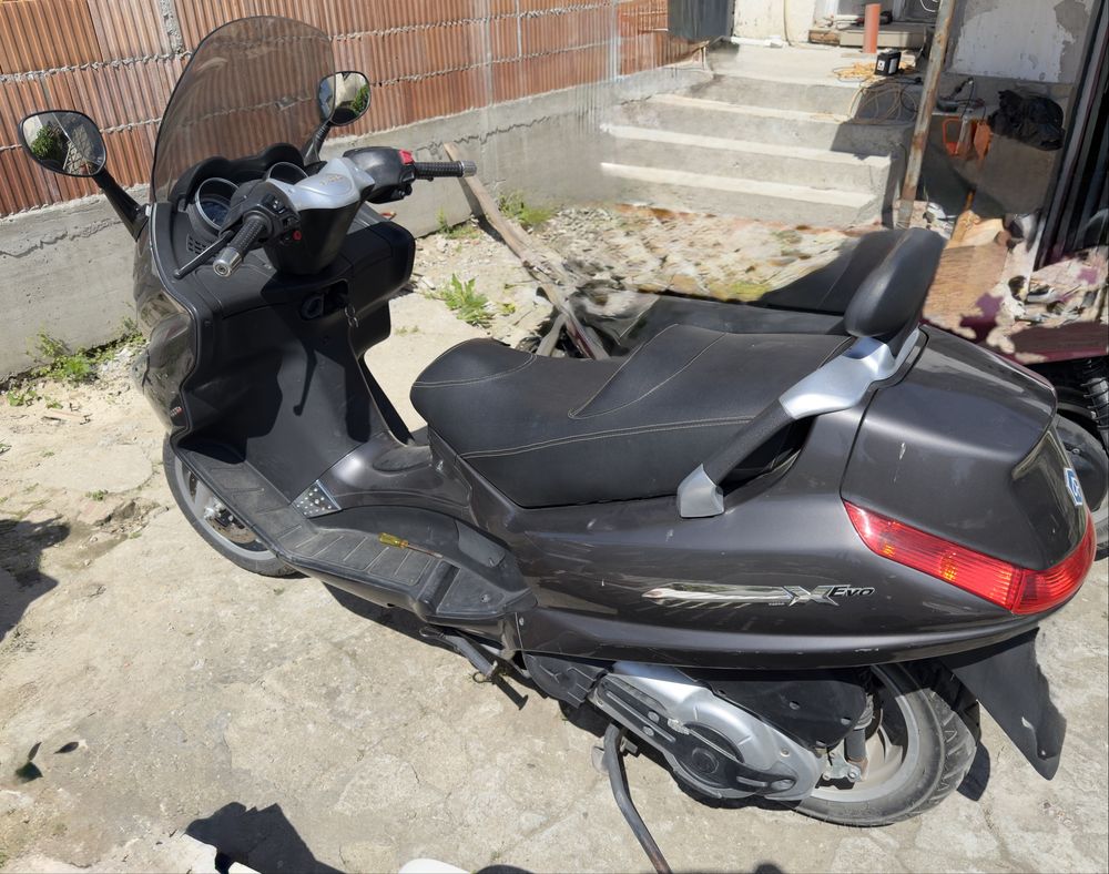 Piaggio Xevo 400ie