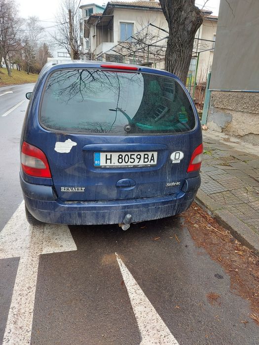 Теглич за рено сценик