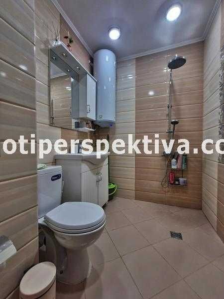 Продава се Тристаен апартамент в Пловдив, Кършияка - 75 кв.м за 2450 €/кв.м - Снимка #7