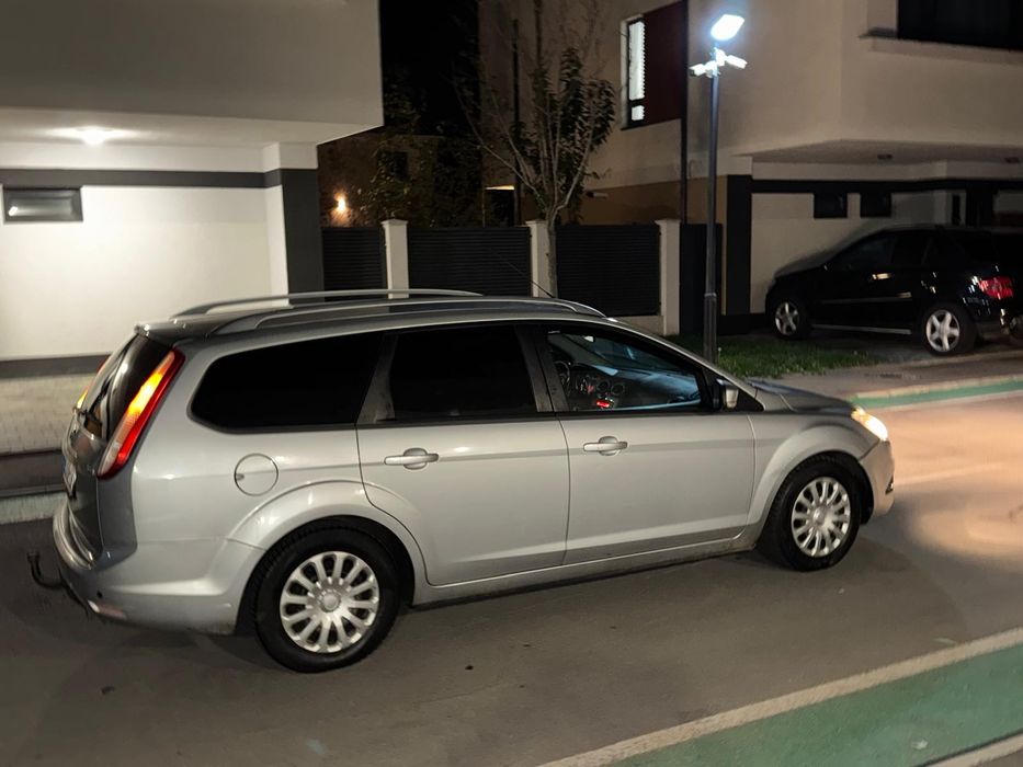 Vând Ford Focus 1,6 TDI