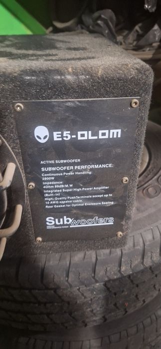 Продам Сабвуфер почти новый