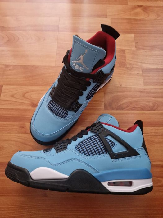 Adidași Jordan Retro patru