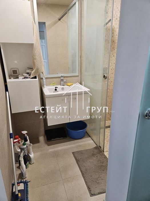 Продава се Двустаен апартамент в Варна, Център - 95 кв.м за 2053 €/кв.м - Снимка #10