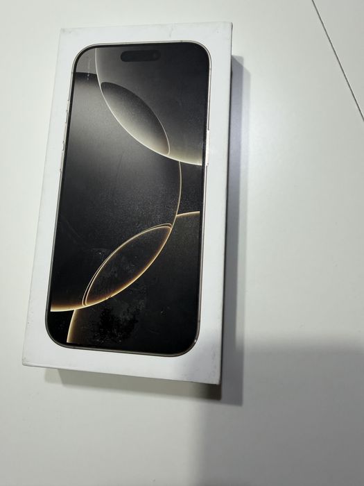 Cutie goala Iphone 16 pro