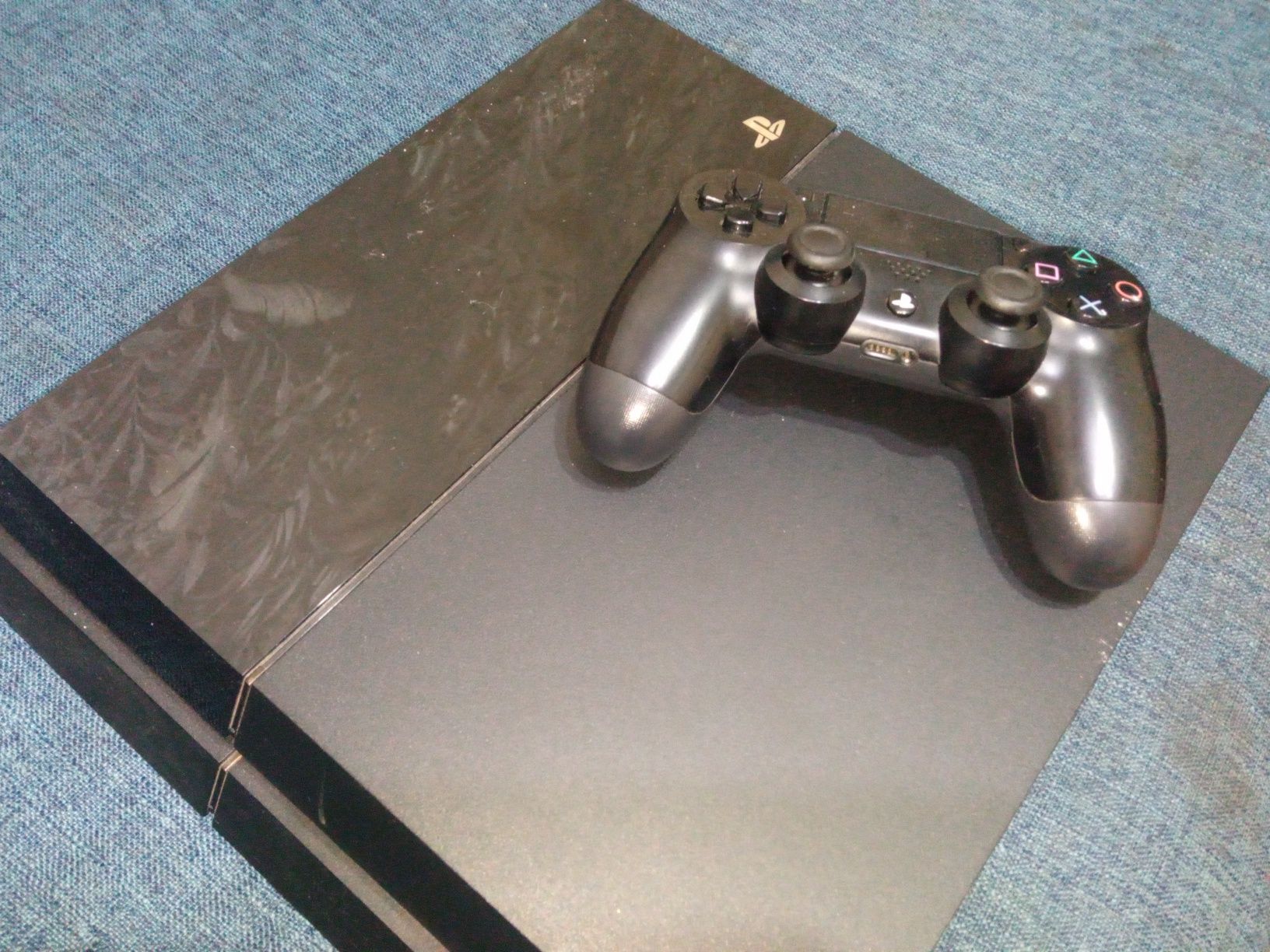 Продам ps4 fat 1tb