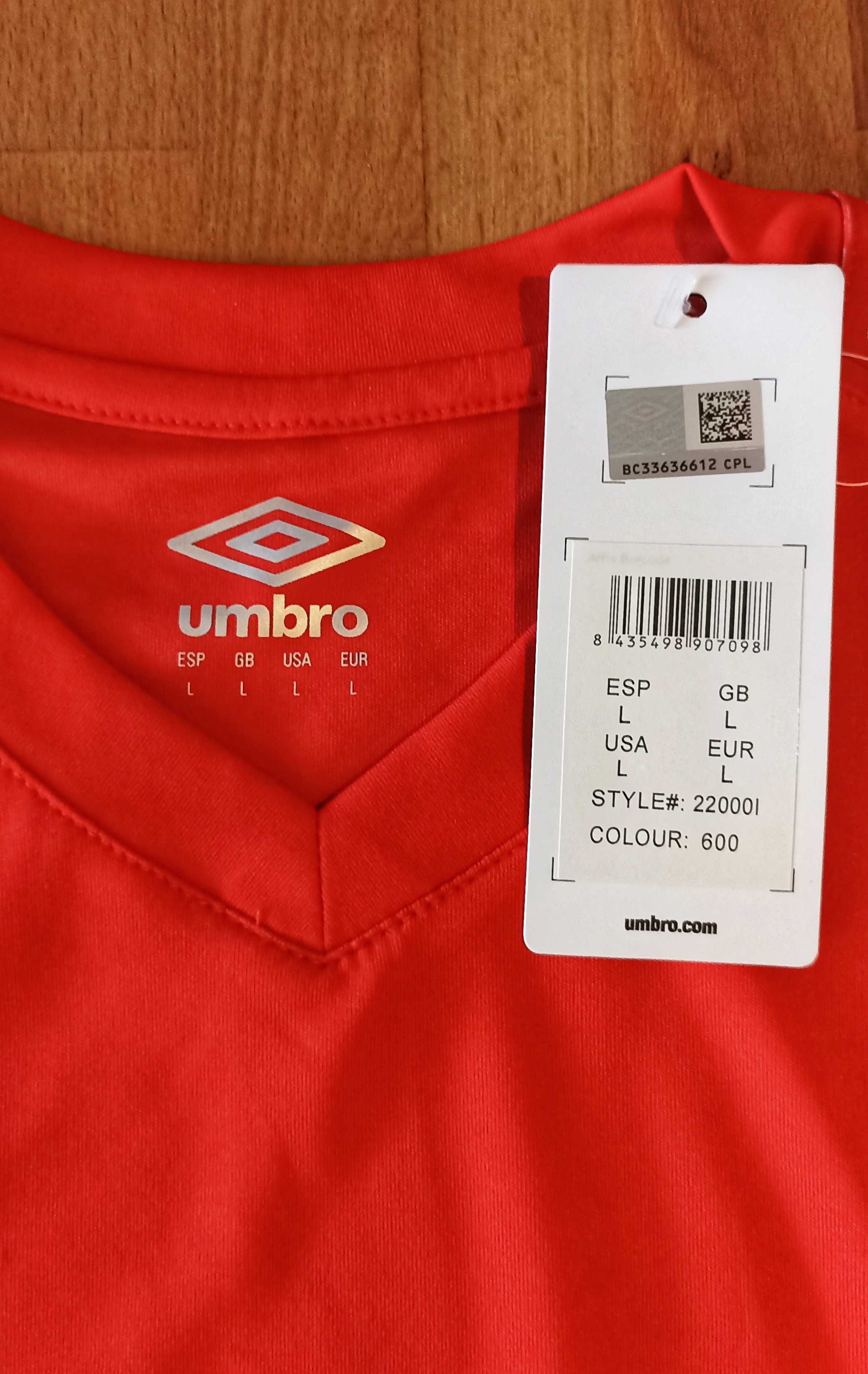 Спортна тениска UMBRO размер L НОВА