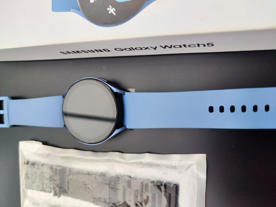 Samsung Watch 5 44mm smartwatch IMPECABIL
