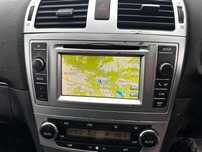 Навигация  за т27 Авенсис 2012г USB AUX bluetooth Камера+ има БГ КАРТА