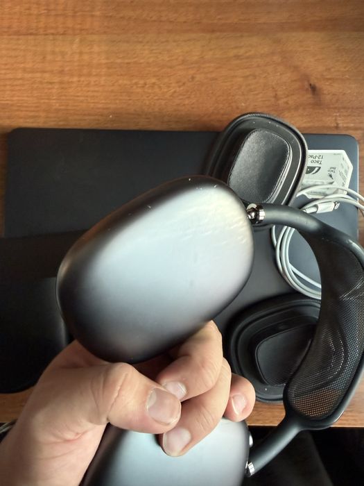 Air pods Max 2024 lightining original