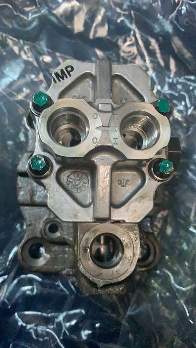 Pompa inalte si injectoare caterpillar C7 C9