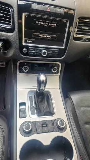Volkswagen Touareg X 3.0 V6 TDI 245 CP | 4MOTION | Suspensie Pneumatic