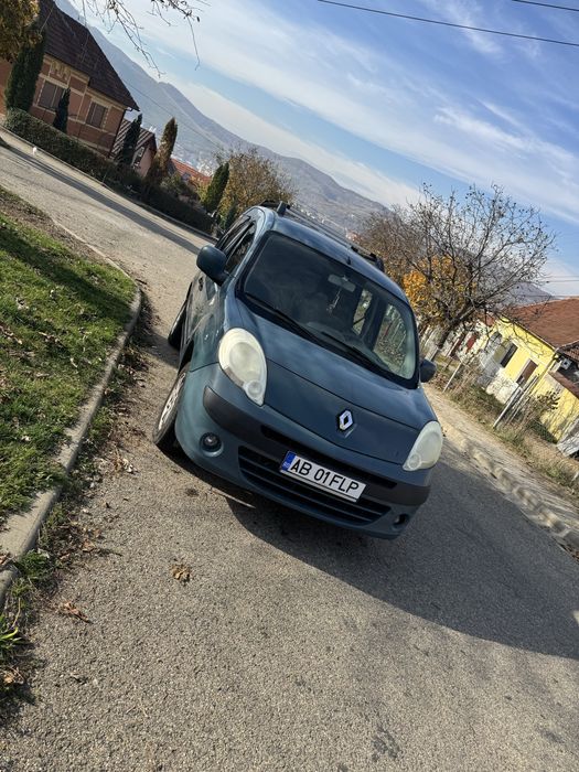 Renault kangoo 5 locuri
