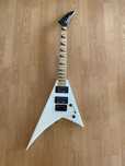 Chitară electrică Jackson JS1X Rhoads Minion AH FB Alb satinat