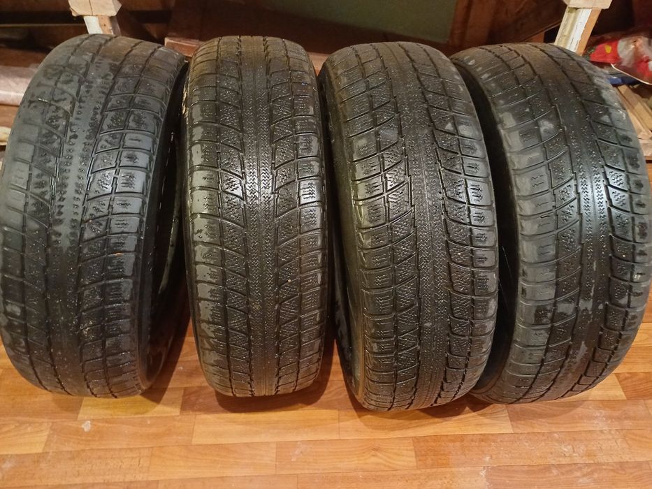 Продам Б/у шины на R16