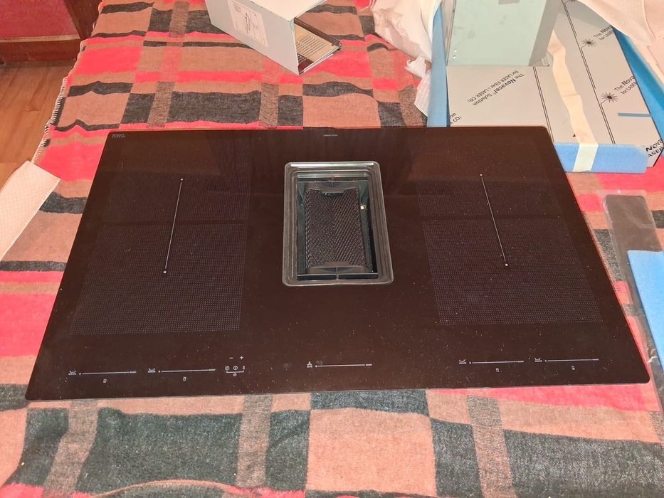 Vând plită cu inducție și hotă integrată IKEA!