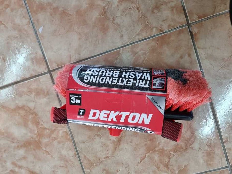 Perie pentru geamuri exterioare,autoturisme mari,maner extensibil 3M