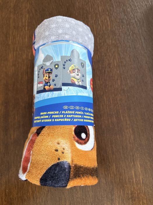 Дестко хавлиено пончо