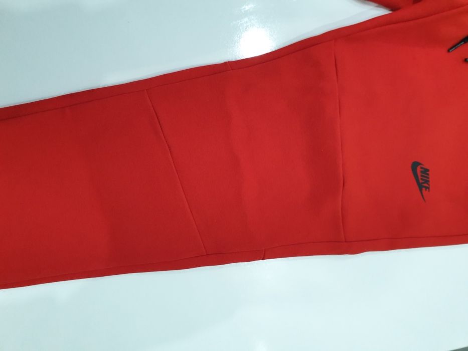 Nike мъжки екип 120 лева