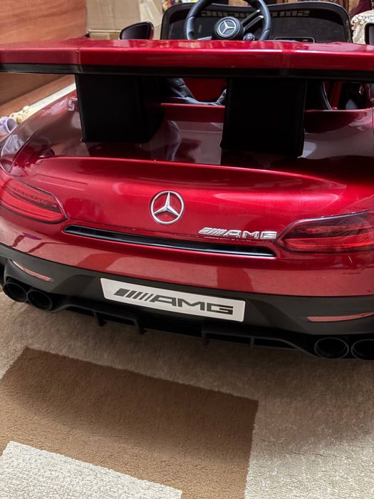 детский машина новый  очень хороший качество