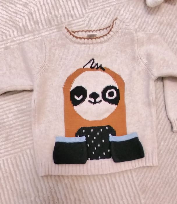 Lot 4  pulovere + bluza vatuita - mas 68