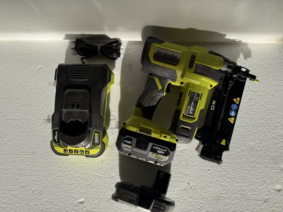 Pistol cuie lemn Ryobi R18GN18 15-50mm 2Ah 18V