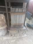 Presa stors struguri